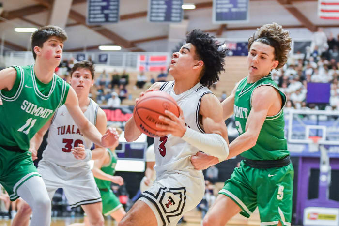 Tualatin Summit boys basketball Ken Waz 42